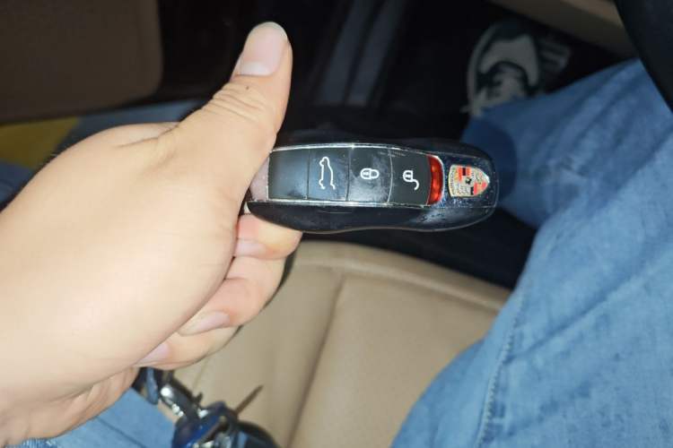 Used Porsche Cayenne 2015 Cayenne 3.0T Vehicle Key