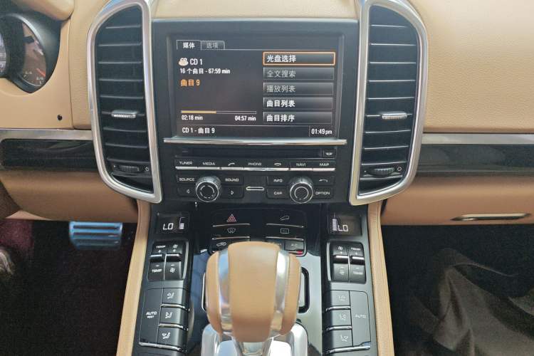 Used Porsche Cayenne 2015 Cayenne 3.0T Audio And AC Panel