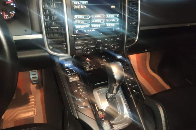 Used Porsche Cayenne 2015 Cayenne 3.0T Audio And AC Panel