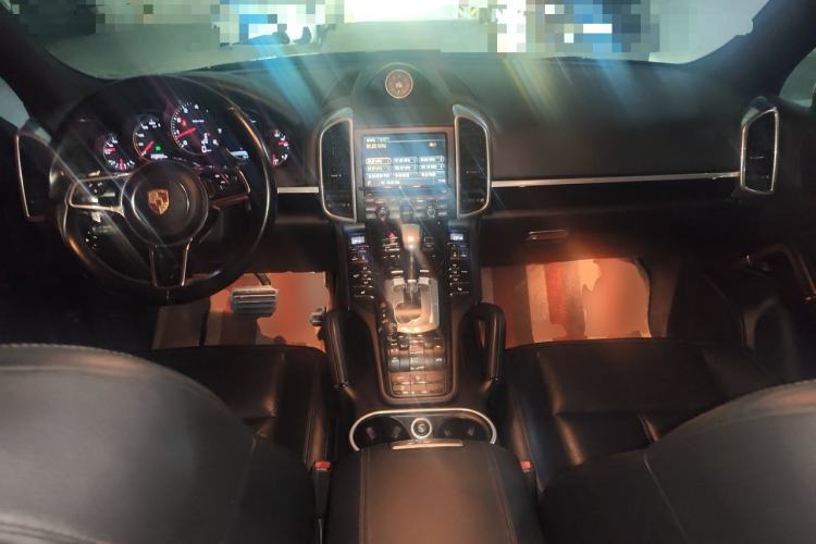 Used Porsche Cayenne 2015 Cayenne 3.0T Center Console