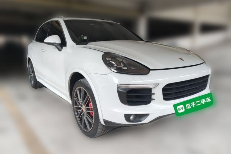Used Porsche Cayenne 2015 Cayenne 3.0T Front Right 45 Deg