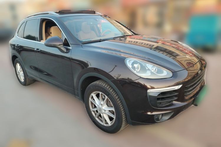 Used Porsche Cayenne 2015 Cayenne 3.0T Front Right 45 Deg