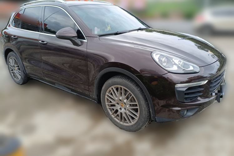 Used Porsche Cayenne 2015 Cayenne 3.0T Front Right 45 Deg