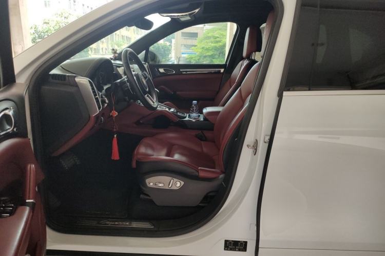 Used Porsche Cayenne 2015 Cayenne 3.0T Left Front Seat