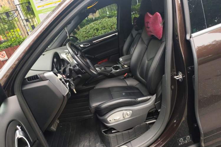 Used Porsche Cayenne 2015 Cayenne 3.0T Left Front Seat
