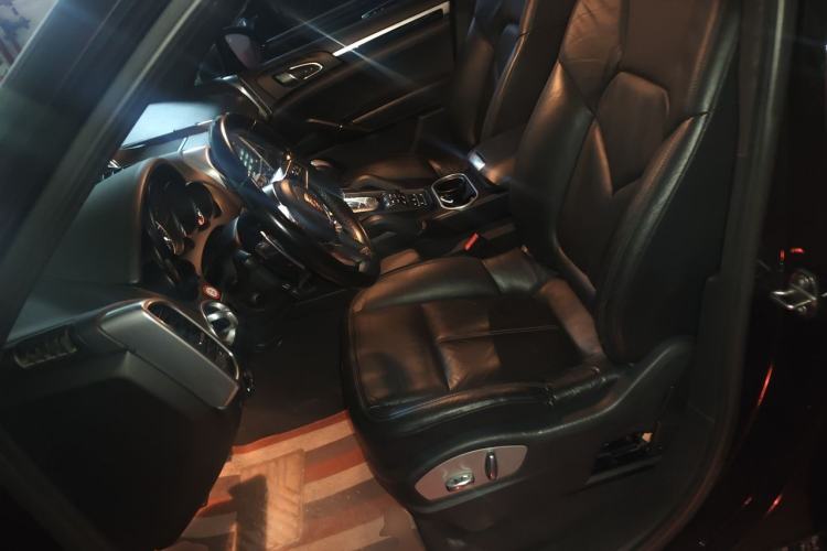 Used Porsche Cayenne 2015 Cayenne 3.0T Left Front Seat