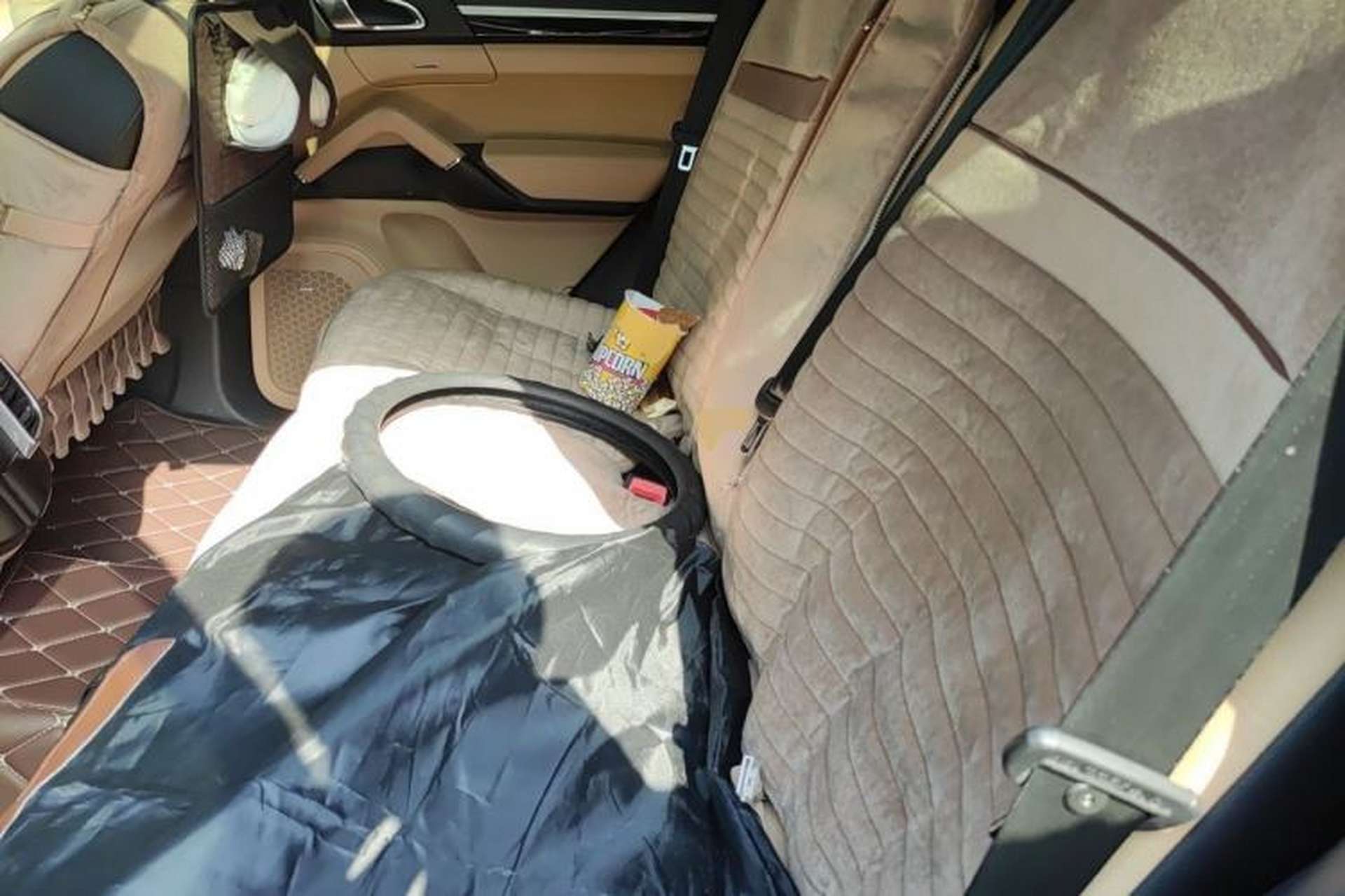 Used Porsche Cayenne 2015 Cayenne 3.0T Left Rear Seat