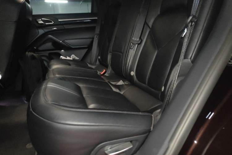 Used Porsche Cayenne 2015 Cayenne 3.0T Left Rear Seat