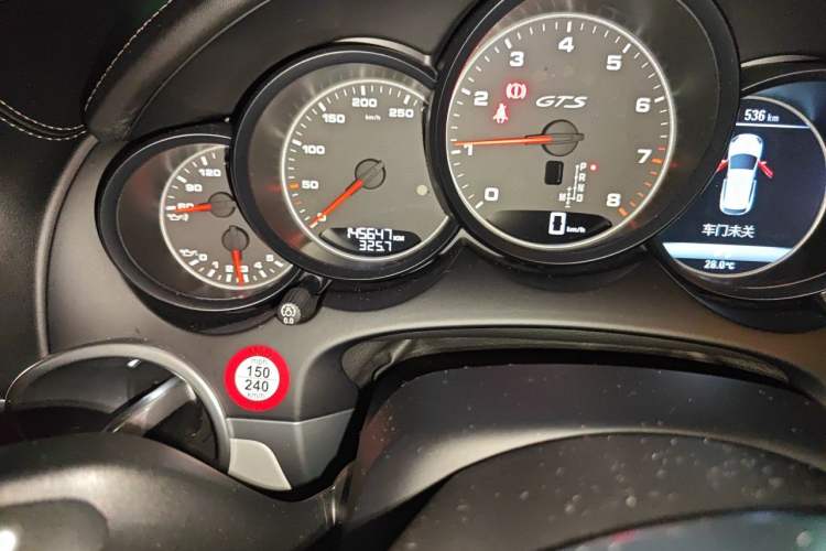 Used Porsche Cayenne 2015 Cayenne GTS 3.6T Odometer Close Up