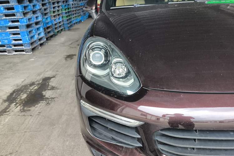 Used Porsche Cayenne 2015 Cayenne 3.0T Right Front Headlight
