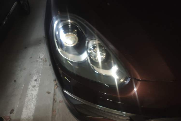 Used Porsche Cayenne 2015 Cayenne 3.0T Right Front Headlight