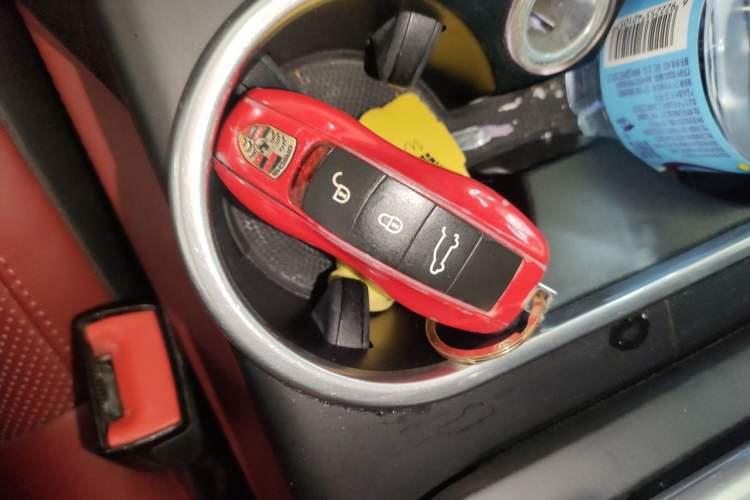Used Porsche Cayenne 2015 Cayenne 3.0T Vehicle Key