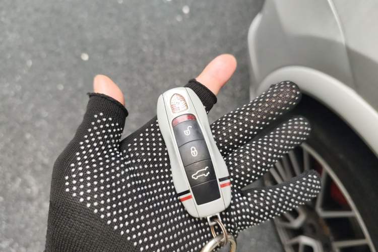 Used Porsche Cayenne 2015 Cayenne 3.0T Vehicle Key