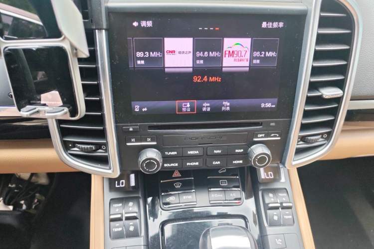 Used Porsche Cayenne 2015 Cayenne 3.0T Audio And AC Panel