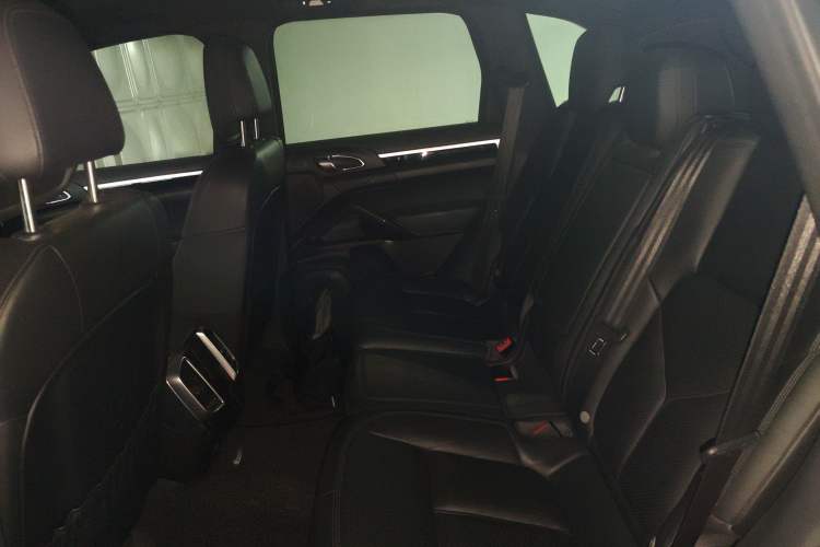 Used Porsche Cayenne 2015 Cayenne 3.0T Left Rear Seat