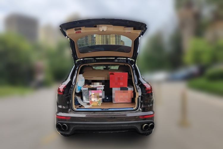 Used Porsche Cayenne 2015 Cayenne 3.0T Trunk