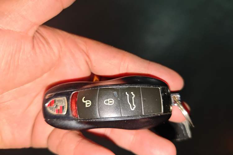 Used Porsche Cayenne 2015 Cayenne 3.0T Vehicle Key