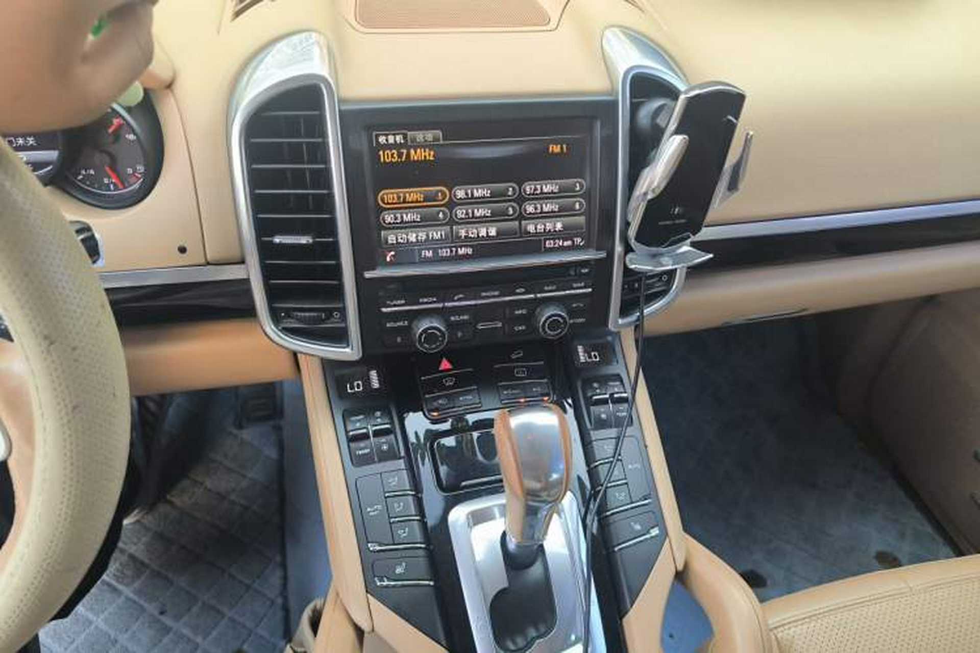 Used Porsche Cayenne 2015 3.0T Audio And AC Panel