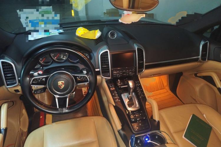 Used Porsche Cayenne 2015 Cayenne 3.0T Center Console