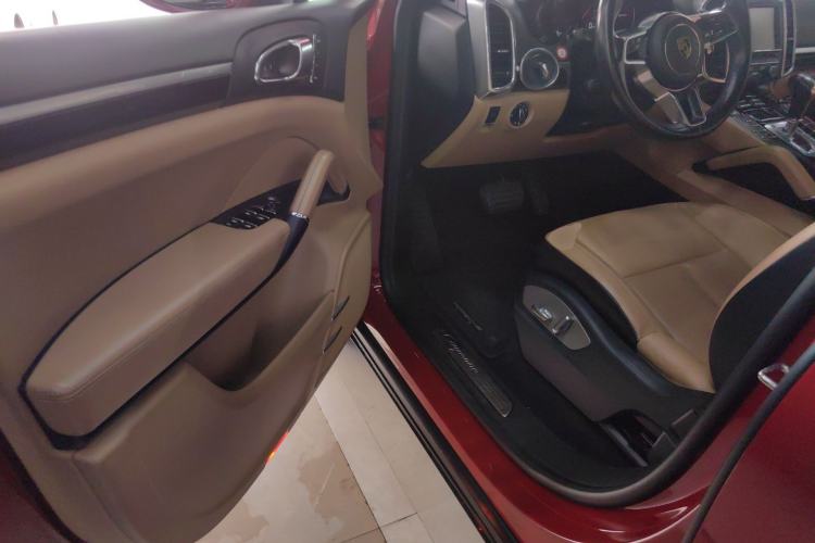 Used Porsche Cayenne 2015 Cayenne 3.0T Driver Seat