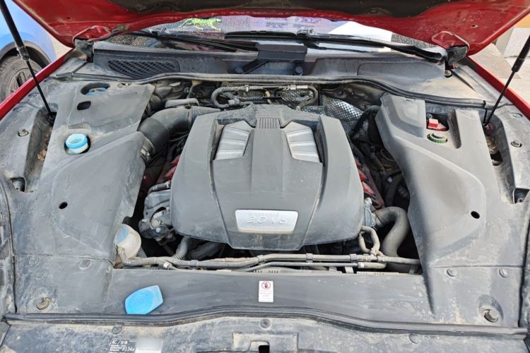 Used Porsche Cayenne 2015 Cayenne 3.0T Engine Bay
