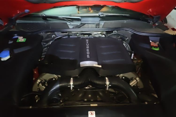 Used Porsche Cayenne 2015 Cayenne GTS 3.6T Engine Bay
