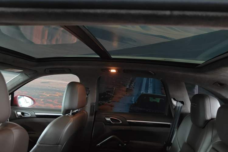 Used Porsche Cayenne 2015 Cayenne GTS 3.6T Headliner