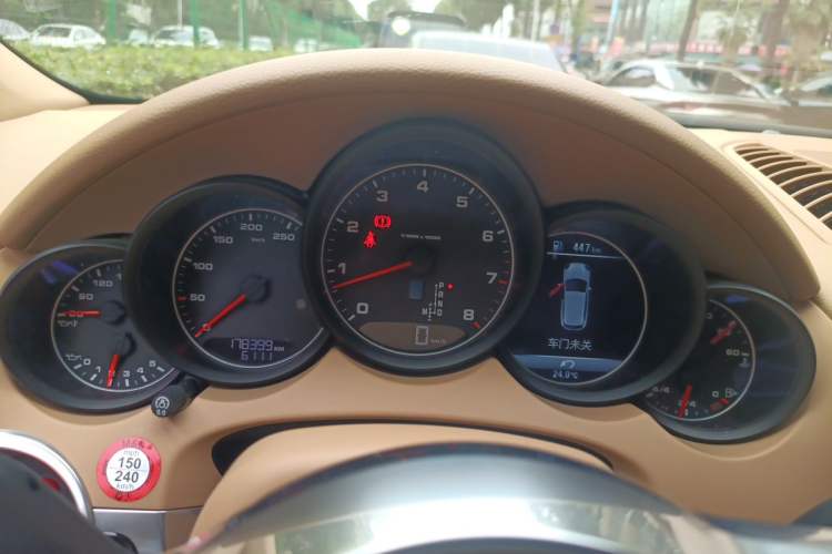 Used Porsche Cayenne 2015 Cayenne 3.0T Instrument Cluster