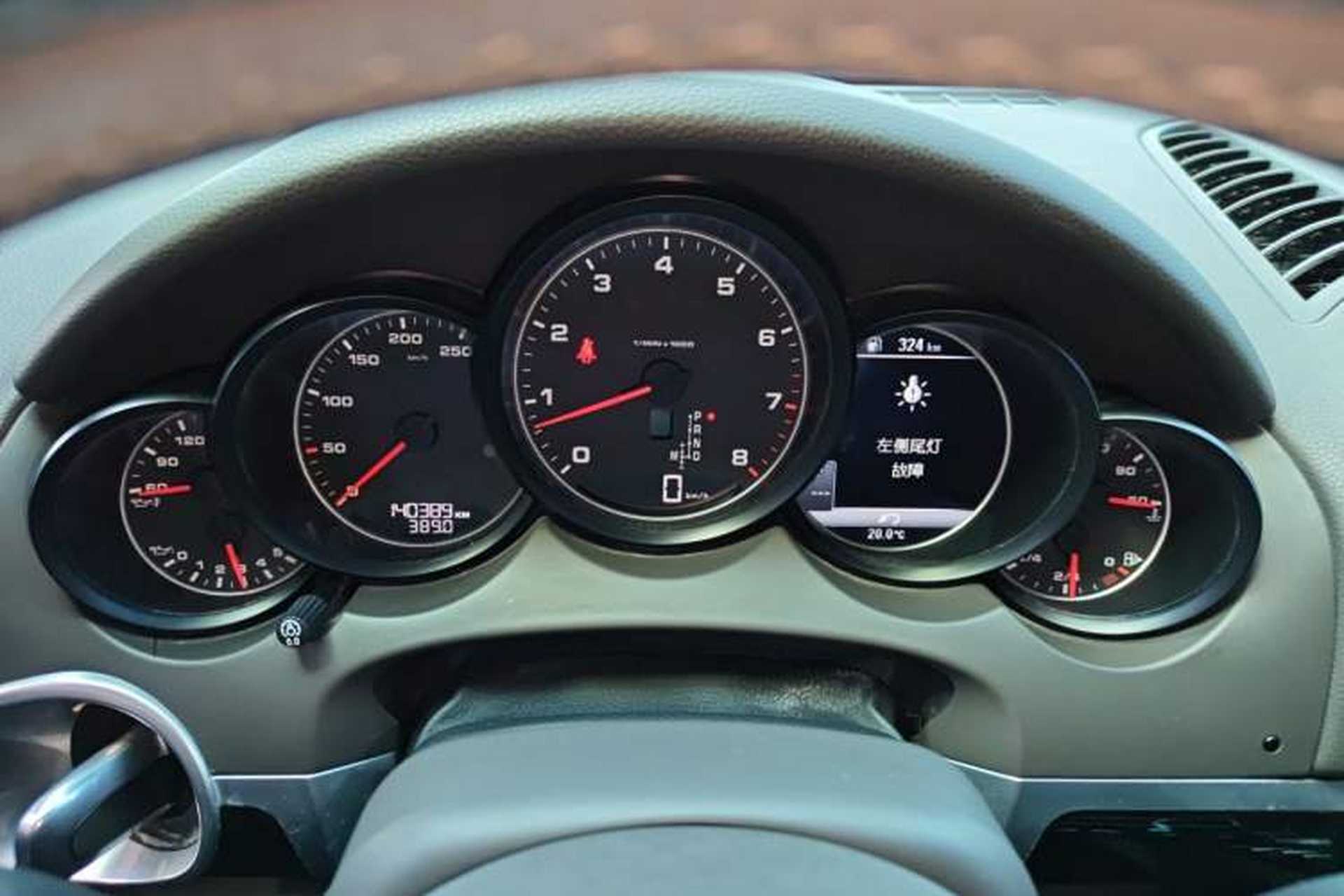 Used Porsche Cayenne 2015 Cayenne 3.0T Instrument Cluster