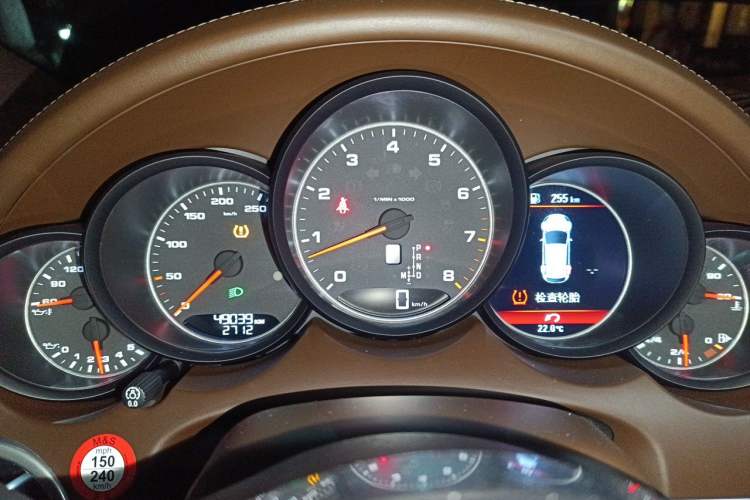 Used Porsche Cayenne 2015 Cayenne 3.0T Instrument Cluster