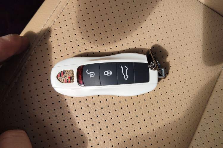 Used Porsche Cayenne 2015 Cayenne 3.0T Interior 1