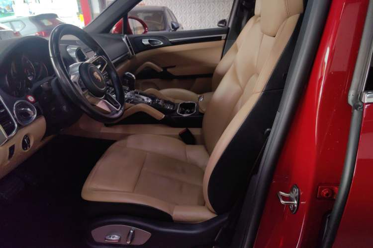 Used Porsche Cayenne 2015 Cayenne 3.0T Left Front Seat