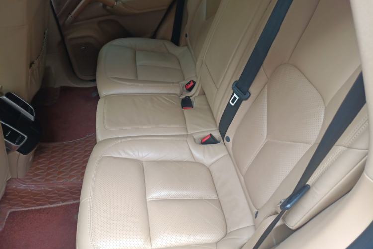 Used Porsche Cayenne 2015 Cayenne 3.0T Left Rear Seat