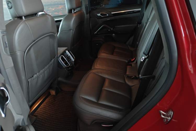 Used Porsche Cayenne 2015 Cayenne GTS 3.6T Left Rear Seat