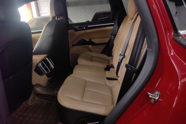 Used Porsche Cayenne 2015 Cayenne 3.0T Left Rear Seat