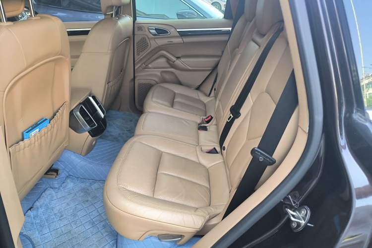 Used Porsche Cayenne 2015 3.0T Left Rear Seat
