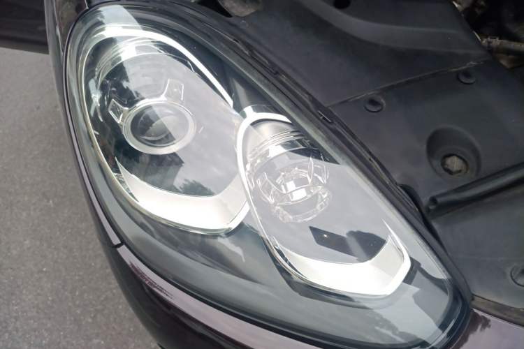 Used Porsche Cayenne 2015 Cayenne 3.0T Right Front Headlight