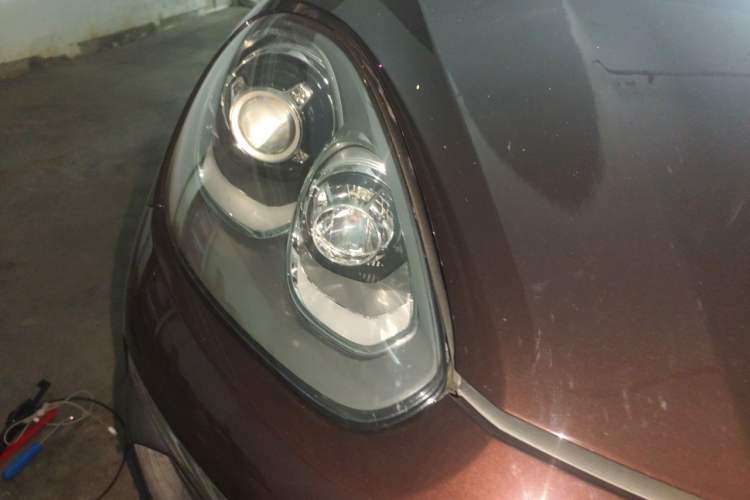 Used Porsche Cayenne 2015 Cayenne 3.0T Right Front Headlight