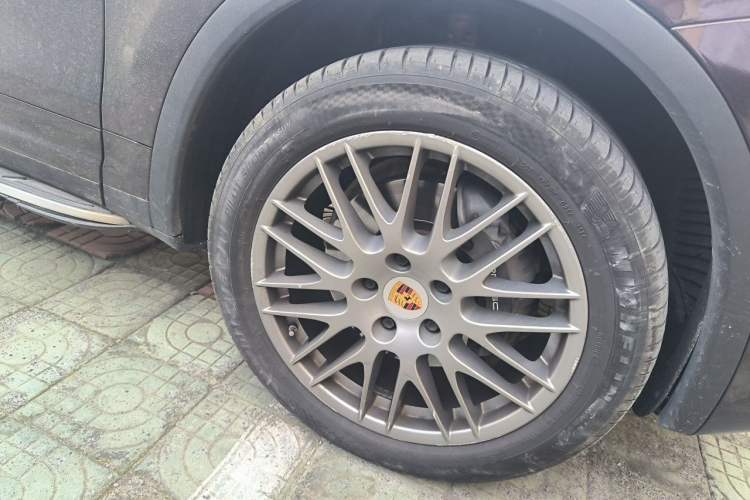Used Porsche Cayenne 2015 3.0T Right Front Wheel Hub