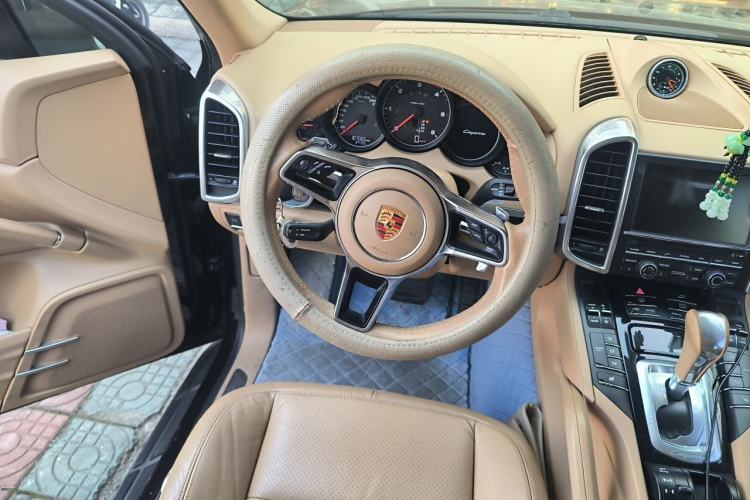 Used Porsche Cayenne 2015 3.0T Steering Wheel