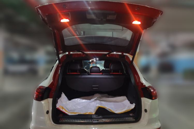Used Porsche Cayenne 2015 Cayenne 3.0T Trunk