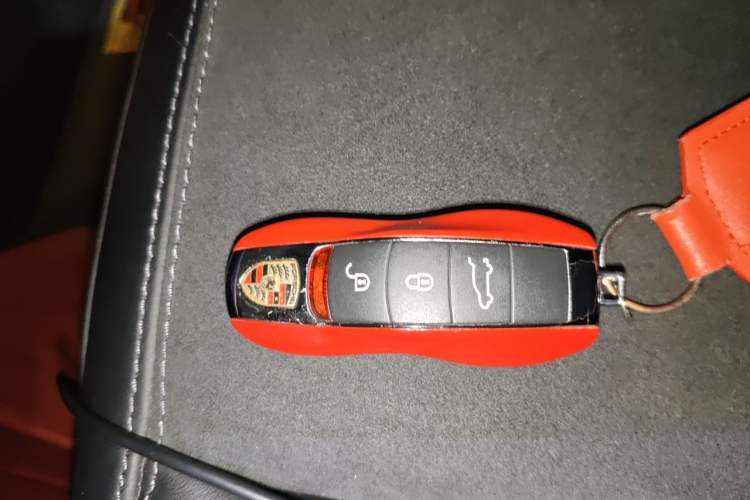 Used Porsche Cayenne 2015 Cayenne GTS 3.6T Vehicle Key