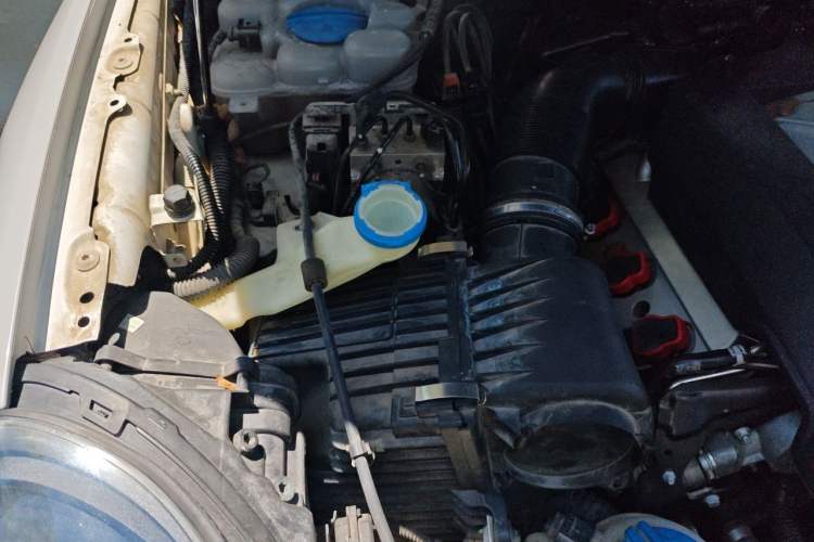 Used Porsche Cayenne 2015 Cayenne 3.0T Engine Bay Right