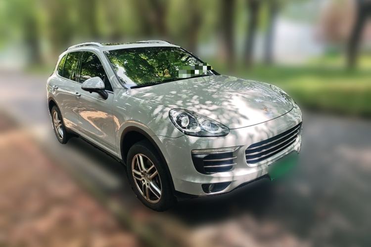 Used Porsche Cayenne 2015 Cayenne 3.0T Front Right 45 Deg