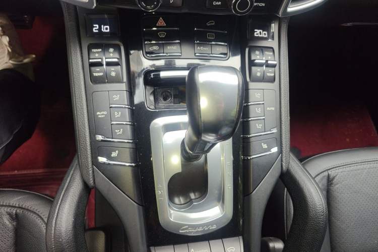 Used Porsche Cayenne 2015 Cayenne 3.0T Gear Lever