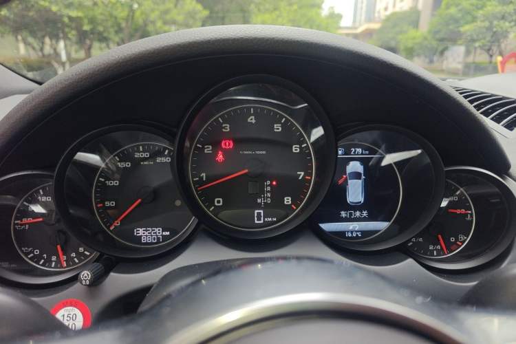 Used Porsche Cayenne 2015 Cayenne 3.0T Instrument Cluster