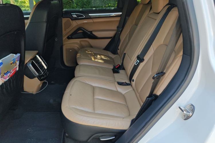 Used Porsche Cayenne 2015 Cayenne 3.0T Left Rear Seat
