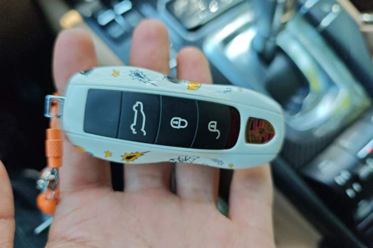 Used Porsche Cayenne 2015 Cayenne 3.0T Vehicle Key