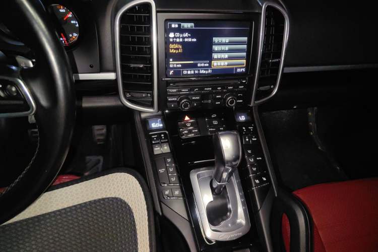 Used Porsche Cayenne 2015 3.0T Audio And AC Panel