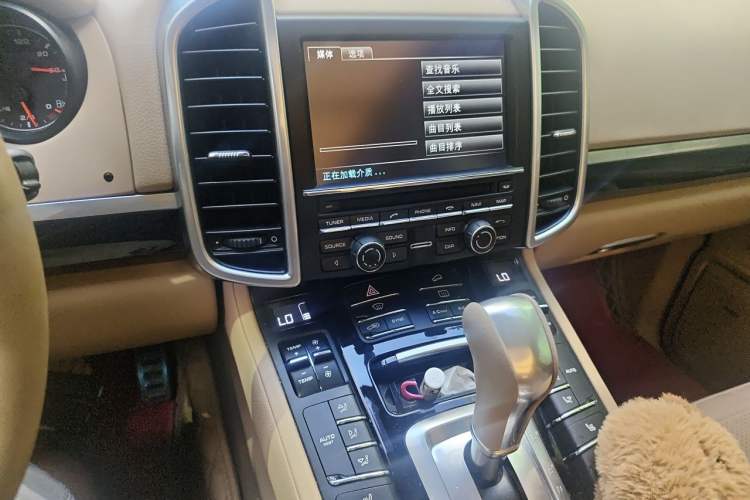 Used Porsche Cayenne 2015 Cayenne 3.0T Audio And AC Panel